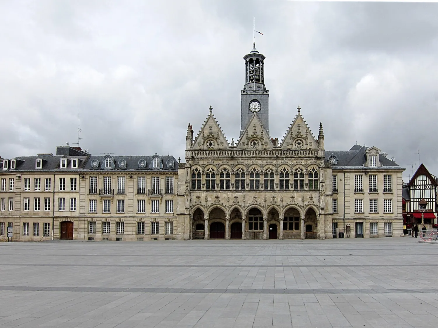 Vue de Saint-Quentin — Aisne (02), état des risques (ERP)