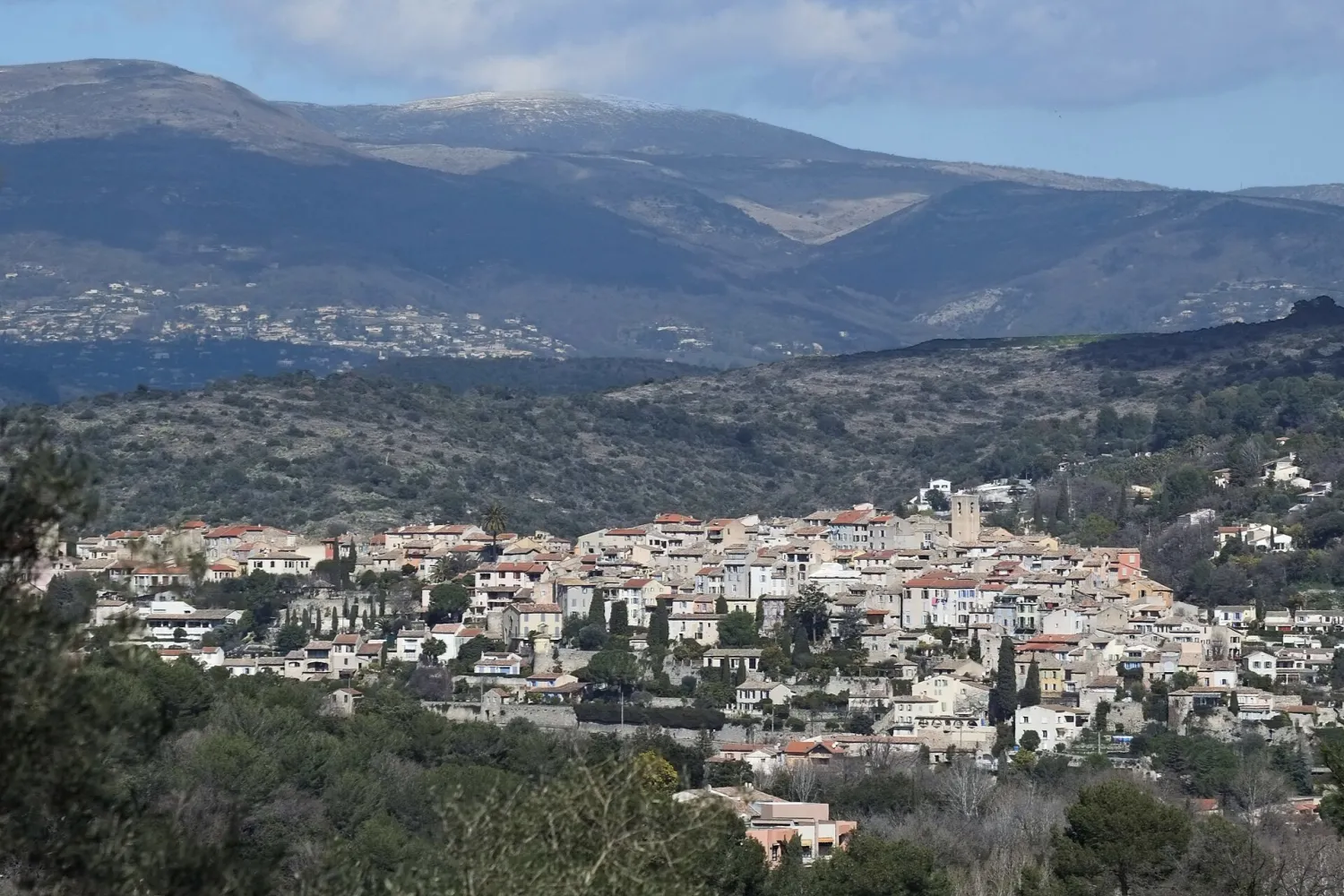 Vue de Biot (Alpes-Maritimes) — état des risques et pollutions (ERP)