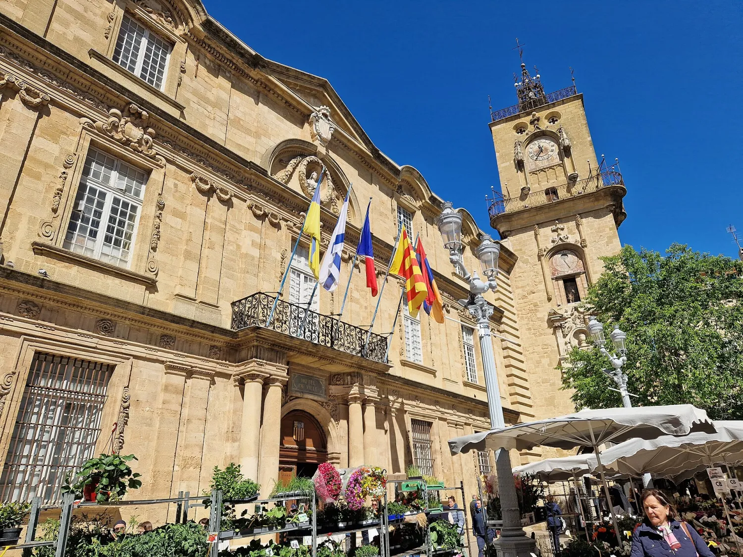 Vue de Aix-en-Provence (Bouches-du-Rhône) — état des risques et pollutions (ERP)