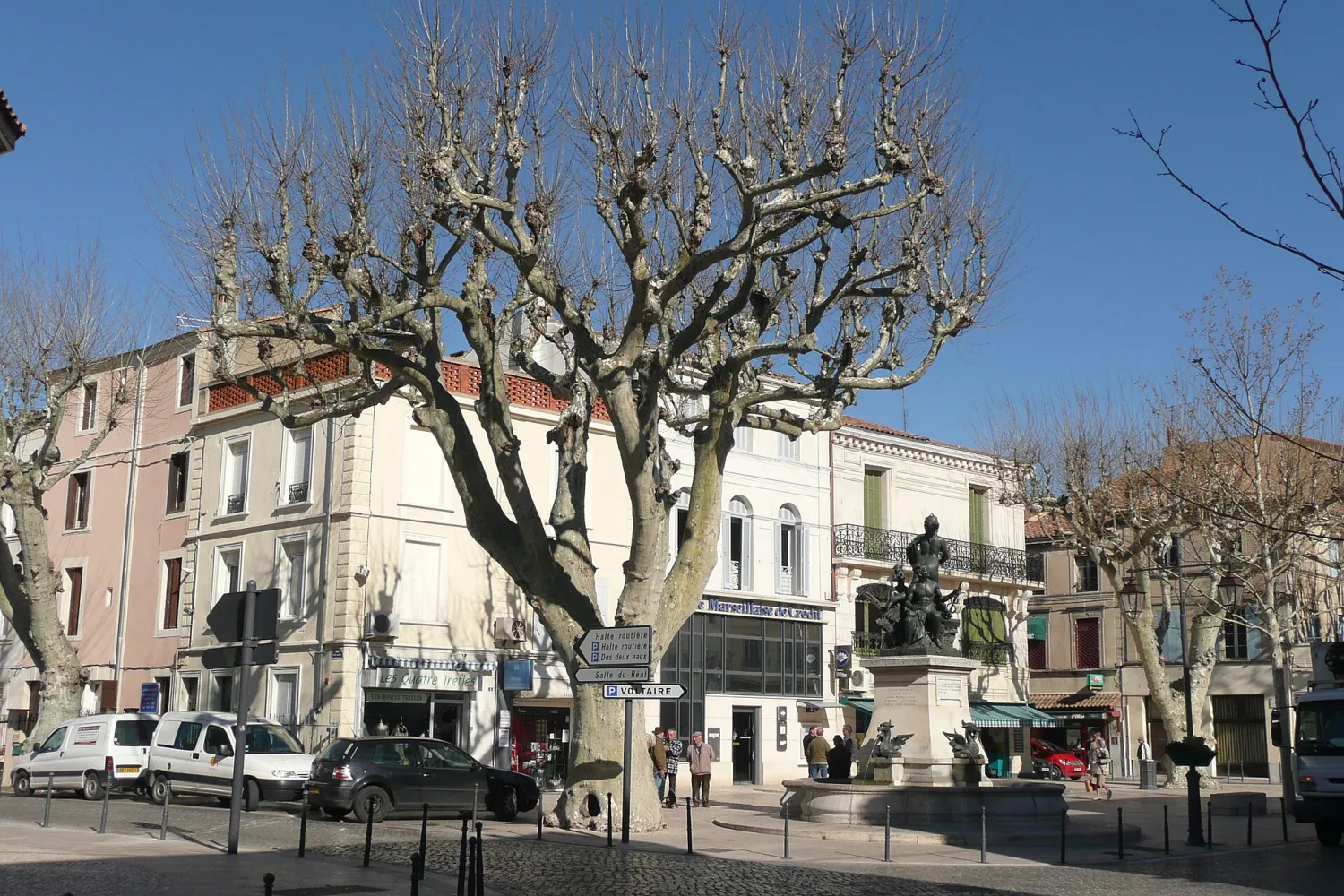 Vue de Châteaurenard (Bouches-du-Rhône) — état des risques et pollutions (ERP)