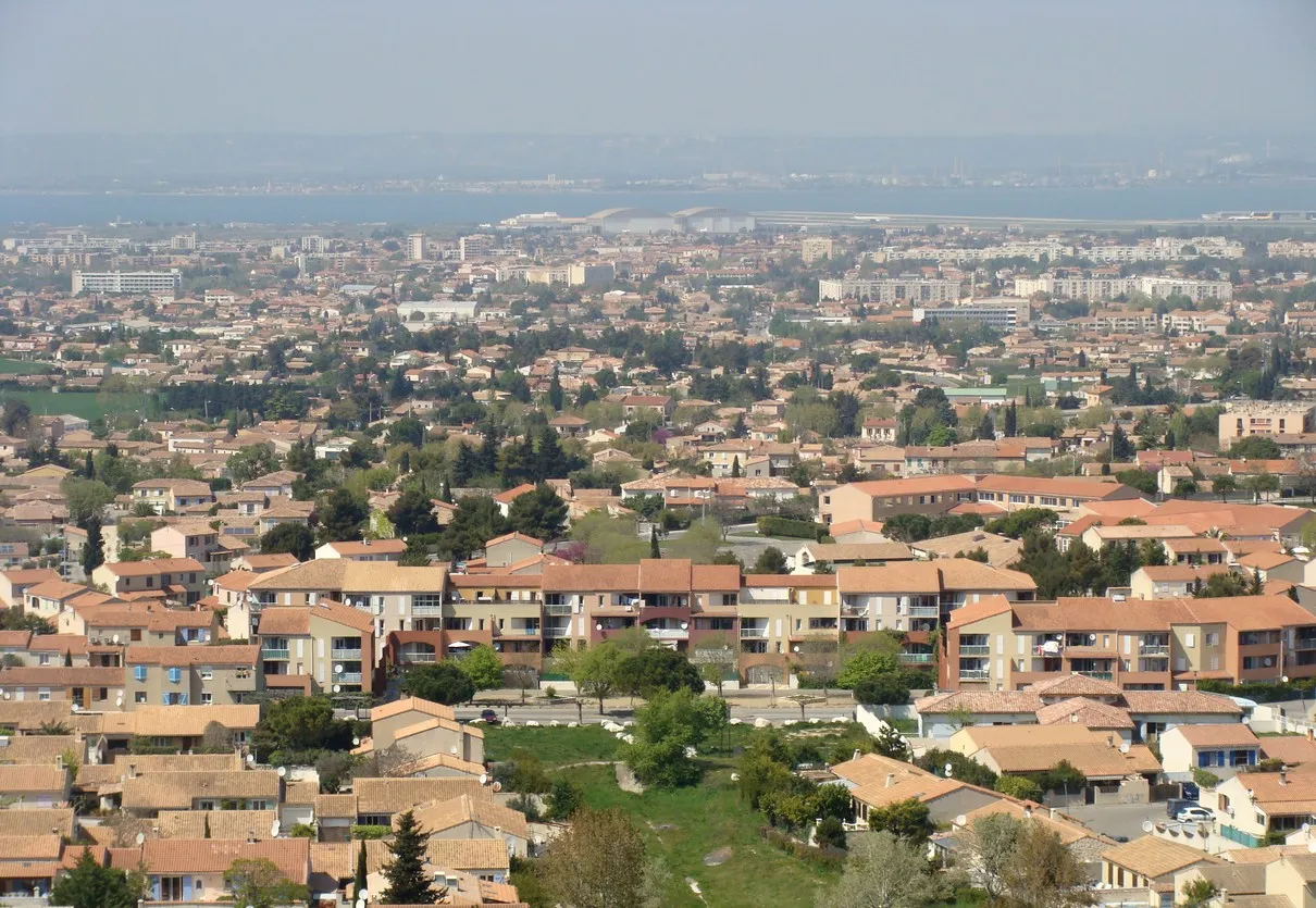 Vue de Gignac-la-Nerthe (Bouches-du-Rhône) — état des risques et pollutions (ERP)