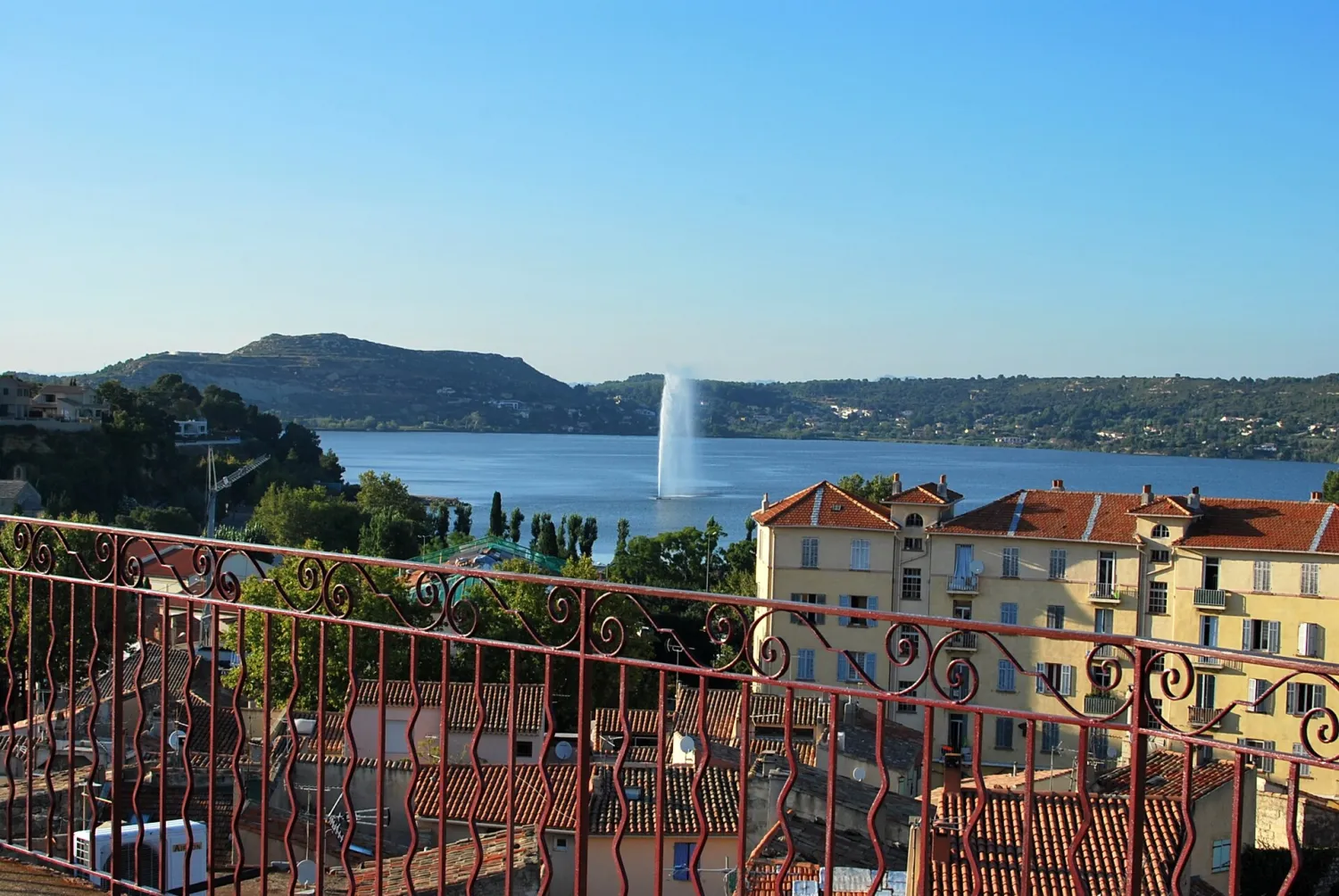 Vue de Istres (Bouches-du-Rhône) — état des risques et pollutions (ERP)
