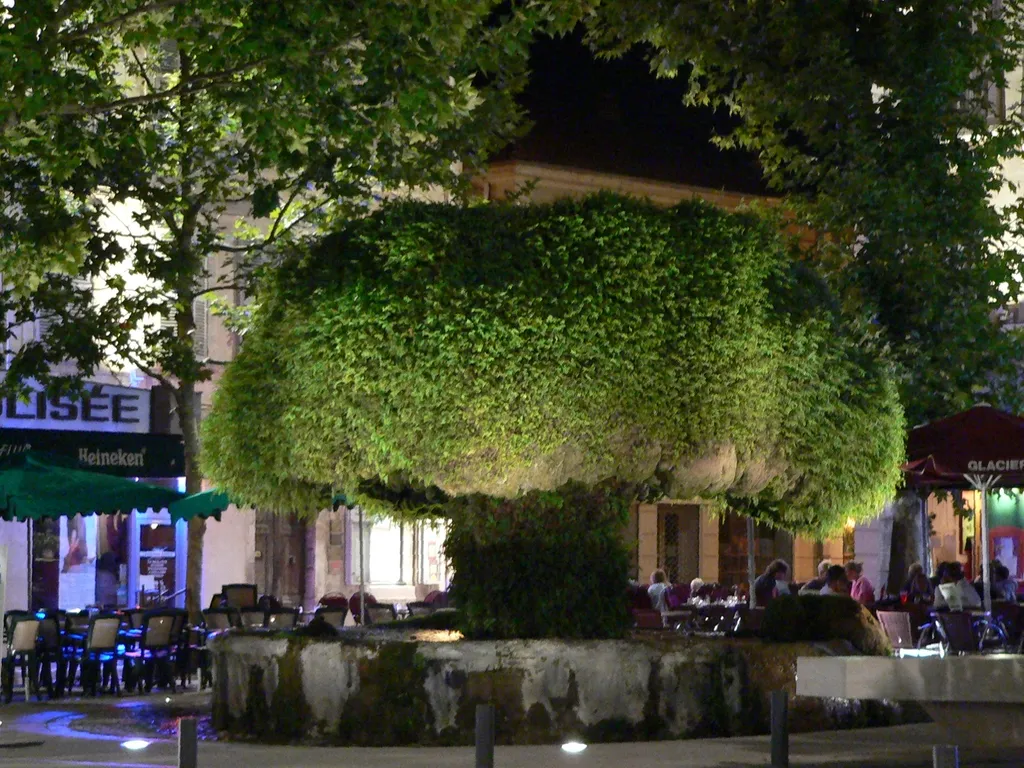 Vue de Salon-de-Provence (Bouches-du-Rhône) — état des risques et pollutions (ERP)