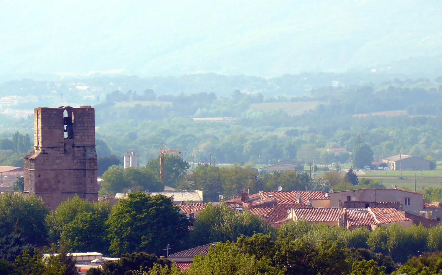 Vue de Trets (Bouches-du-Rhône) — état des risques et pollutions (ERP)