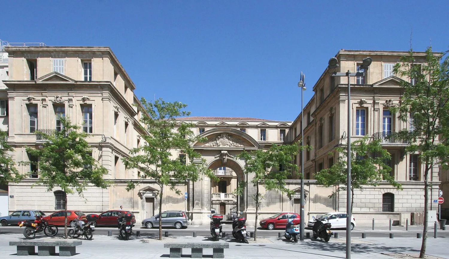 Vue de Marseille 2e Arrondissement (Bouches-du-Rhône) — état des risques et pollutions (ERP)