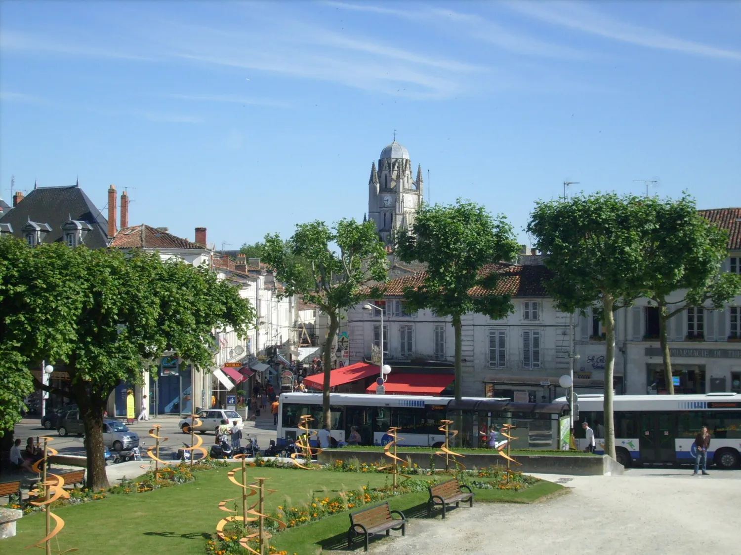 Vue de Saintes (Charente-Maritime) — état des risques et pollutions (ERP)