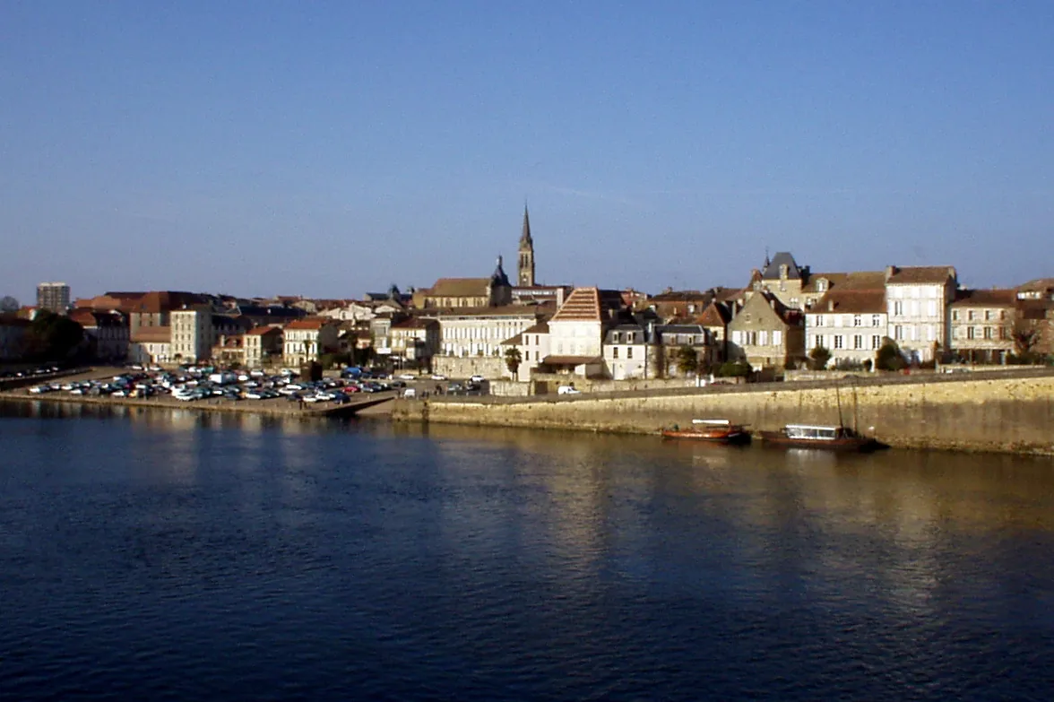 Vue de Bergerac (Dordogne) — état des risques et pollutions (ERP)