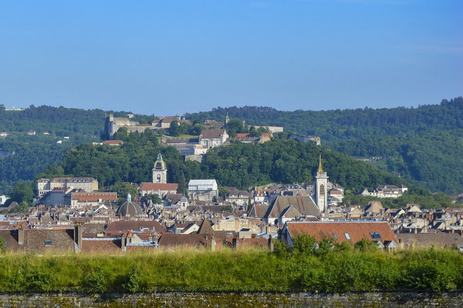 Vue de Besançon (Doubs) — état des risques et pollutions (ERP)