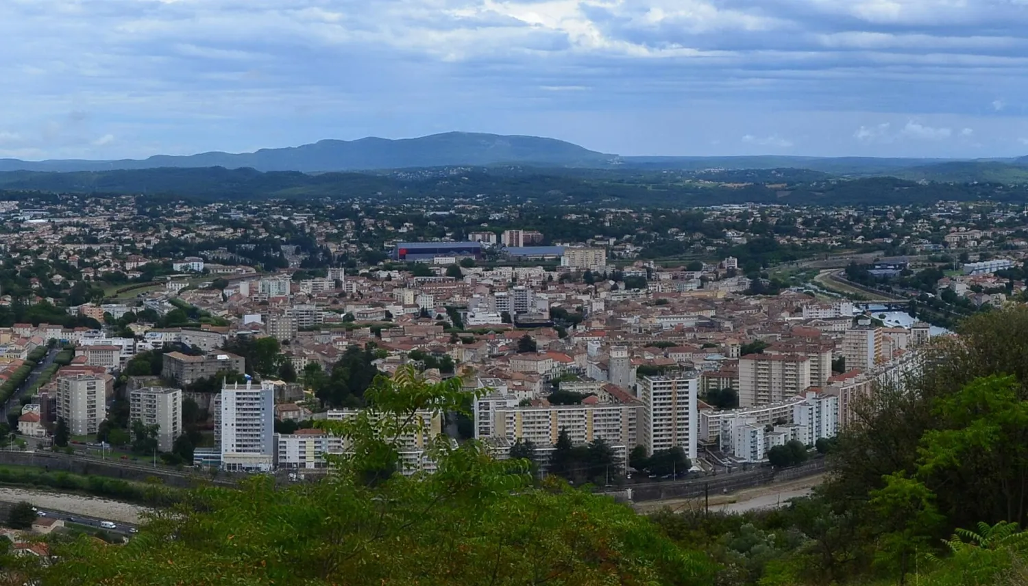 Vue de Alès (Gard) — état des risques et pollutions (ERP)