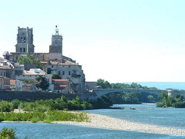 Vue de Pont-Saint-Esprit (Gard) — état des risques et pollutions (ERP)