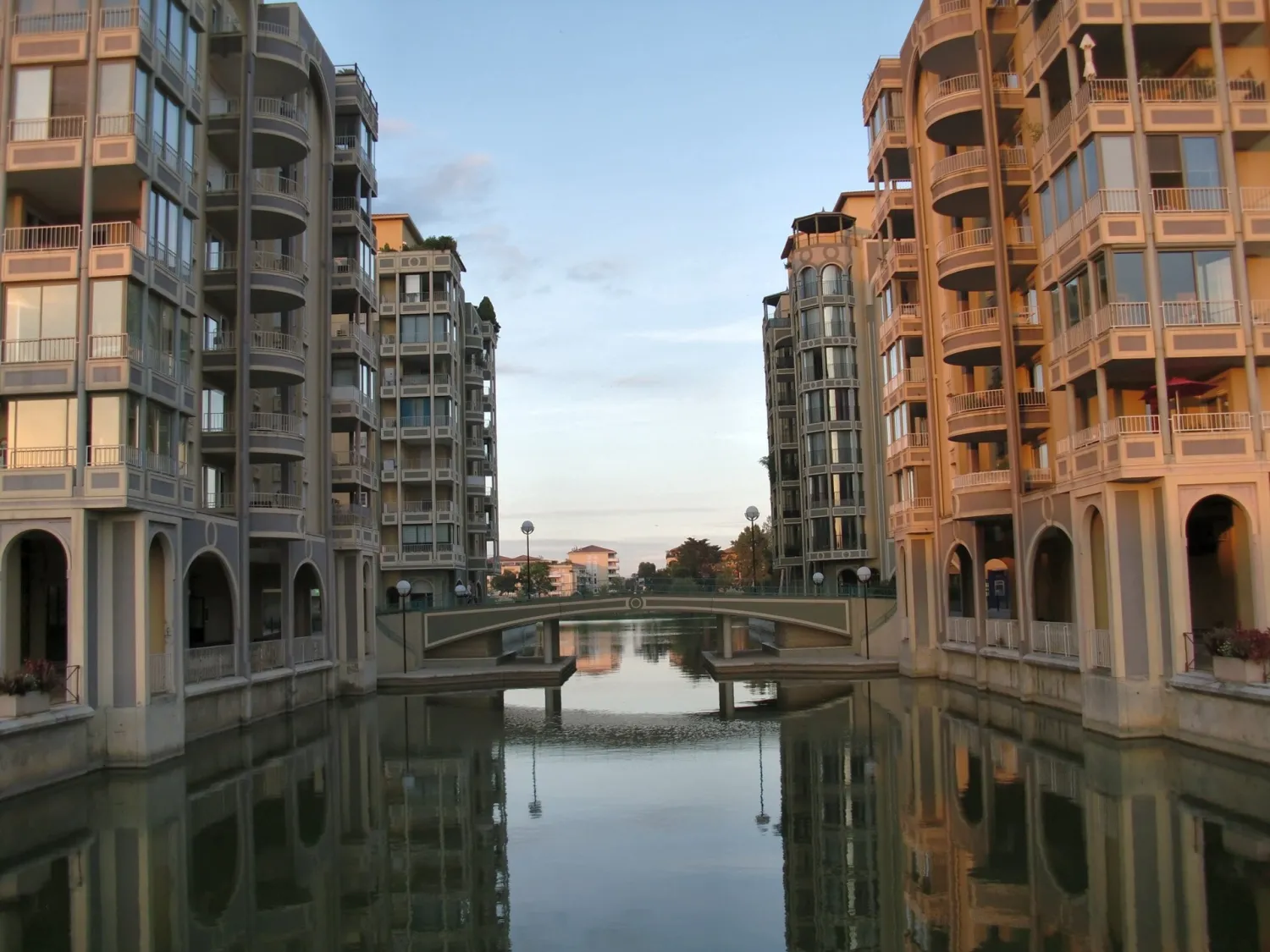Vue de Lattes (Hérault) — état des risques et pollutions (ERP)
