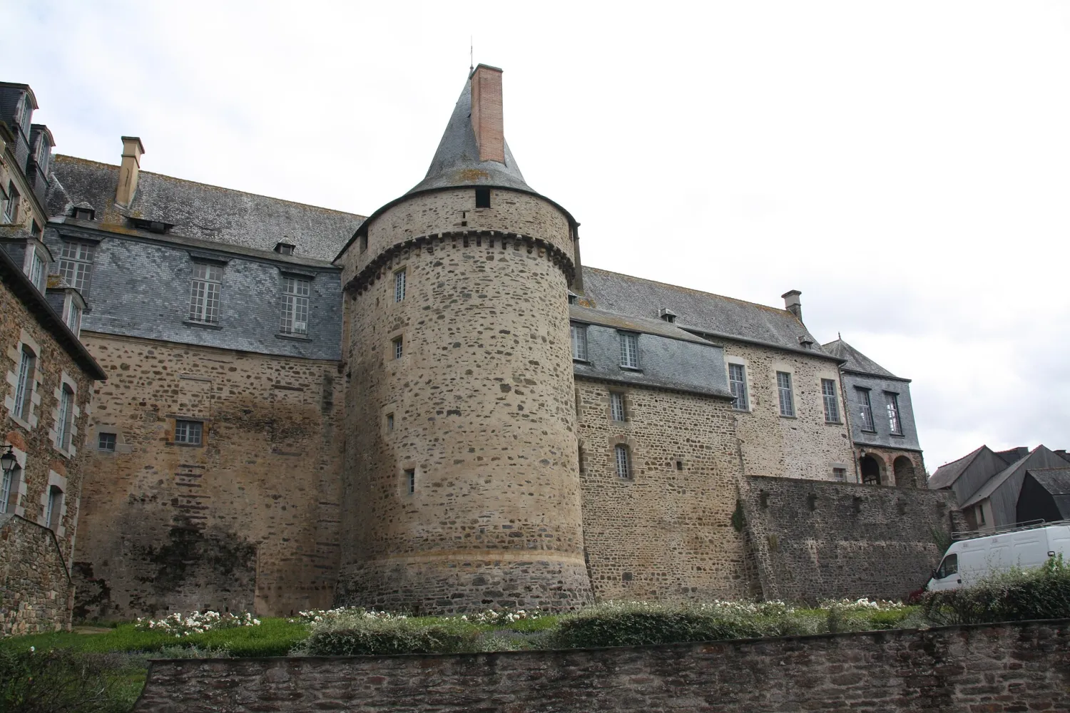 Vue de Châteaugiron (Ille-et-Vilaine) — état des risques et pollutions (ERP)
