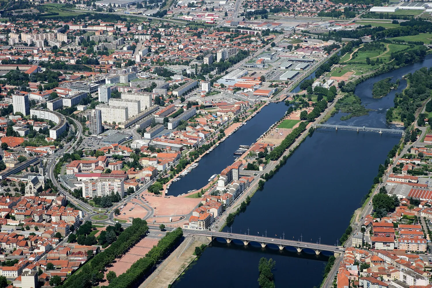 Vue de Roanne (Loire) — état des risques et pollutions (ERP)