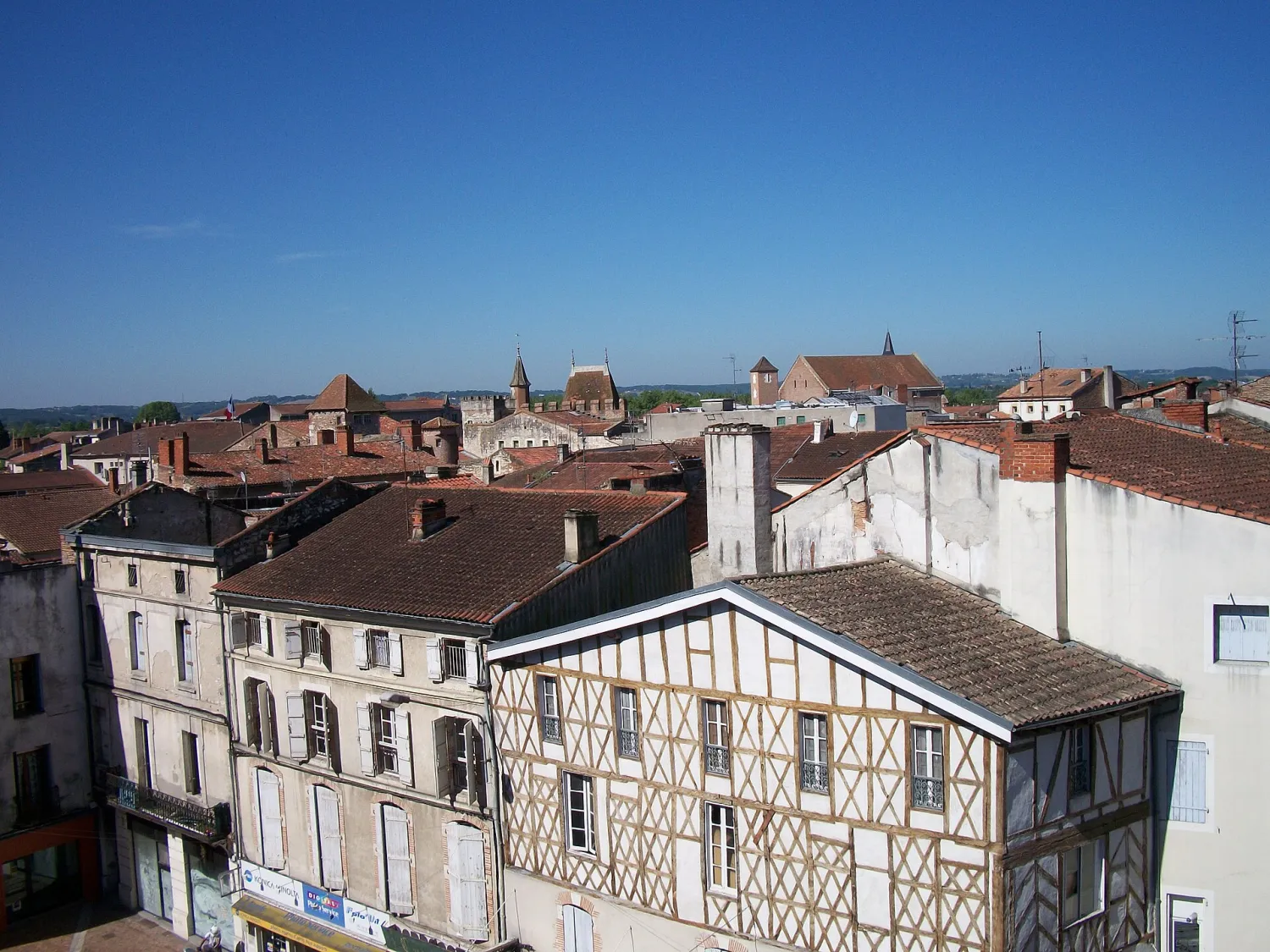 Vue de Agen (Lot-et-Garonne) — état des risques et pollutions (ERP)