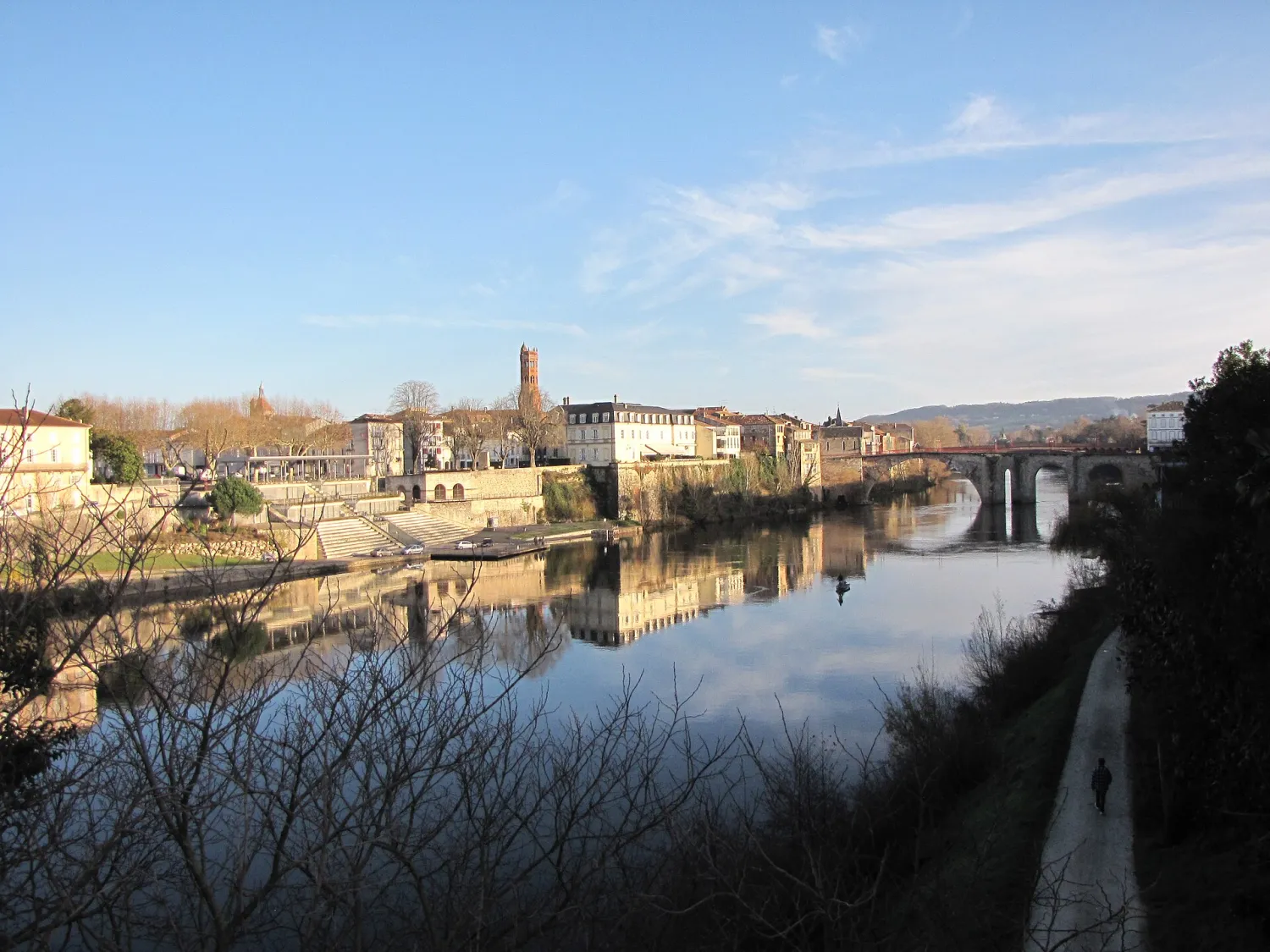 Vue de Villeneuve-sur-Lot (Lot-et-Garonne) — état des risques et pollutions (ERP)