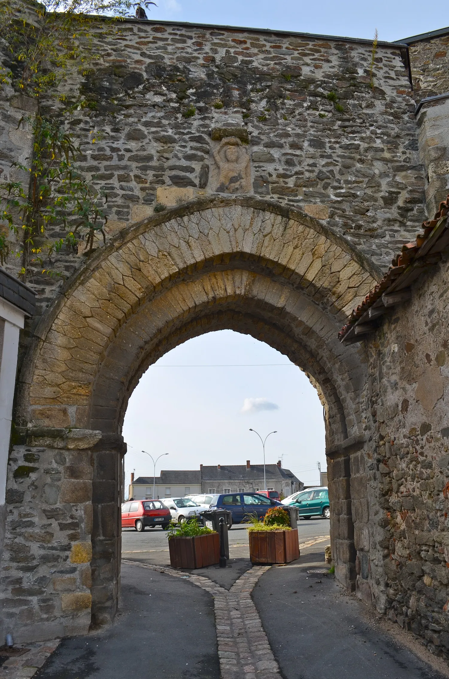 Vue de Chemillé-en-Anjou (Maine-et-Loire) — état des risques et pollutions (ERP)