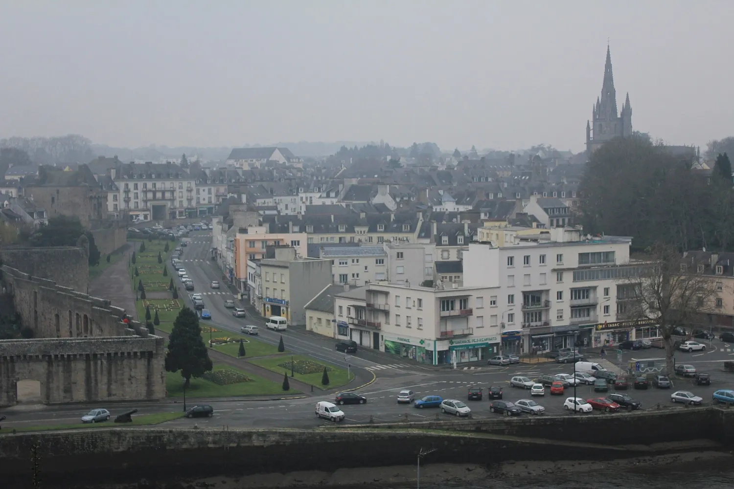 Vue de Hennebont (Morbihan) — état des risques et pollutions (ERP)