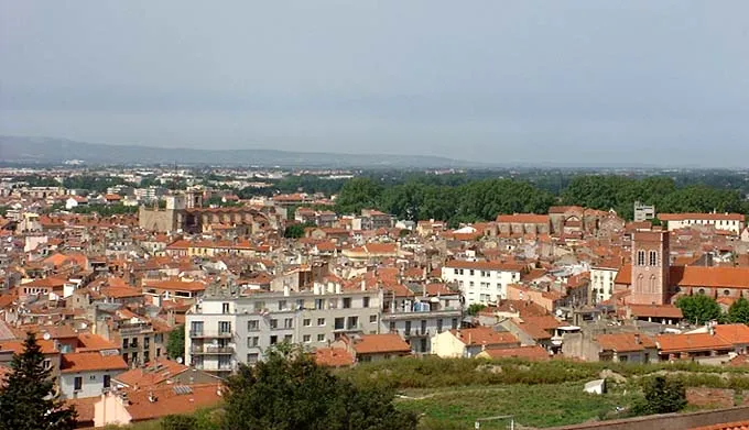 Vue de Perpignan (Pyrénées-Orientales) — état des risques et pollutions (ERP)