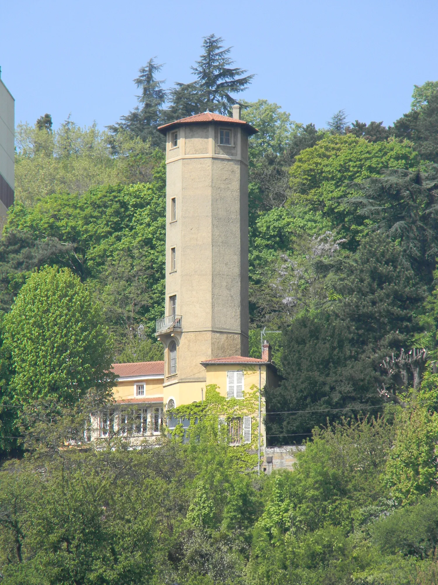 Vue de Sainte-Foy-lès-Lyon (Rhône) — état des risques et pollutions (ERP)