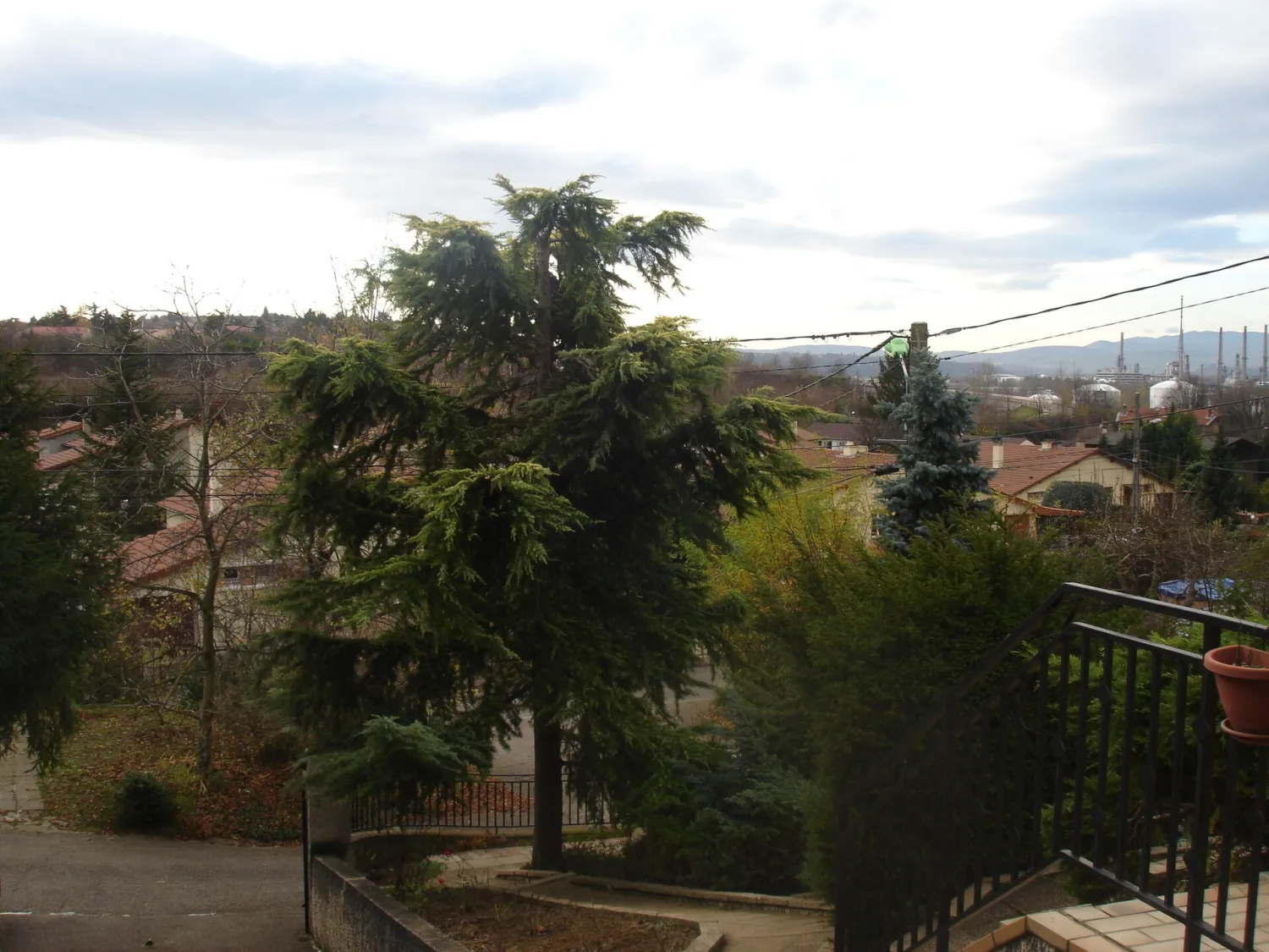 Vue de Feyzin (Rhône) — état des risques et pollutions (ERP)