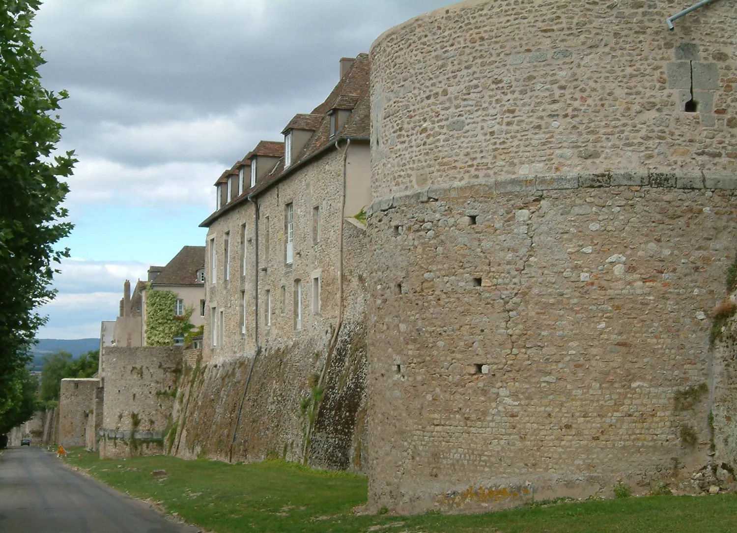 Vue de Autun (Saône-et-Loire) — état des risques et pollutions (ERP)