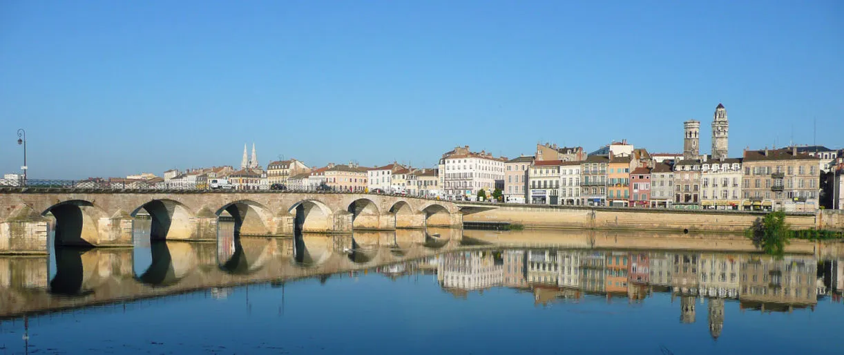 Vue de Mâcon (Saône-et-Loire) — état des risques et pollutions (ERP)