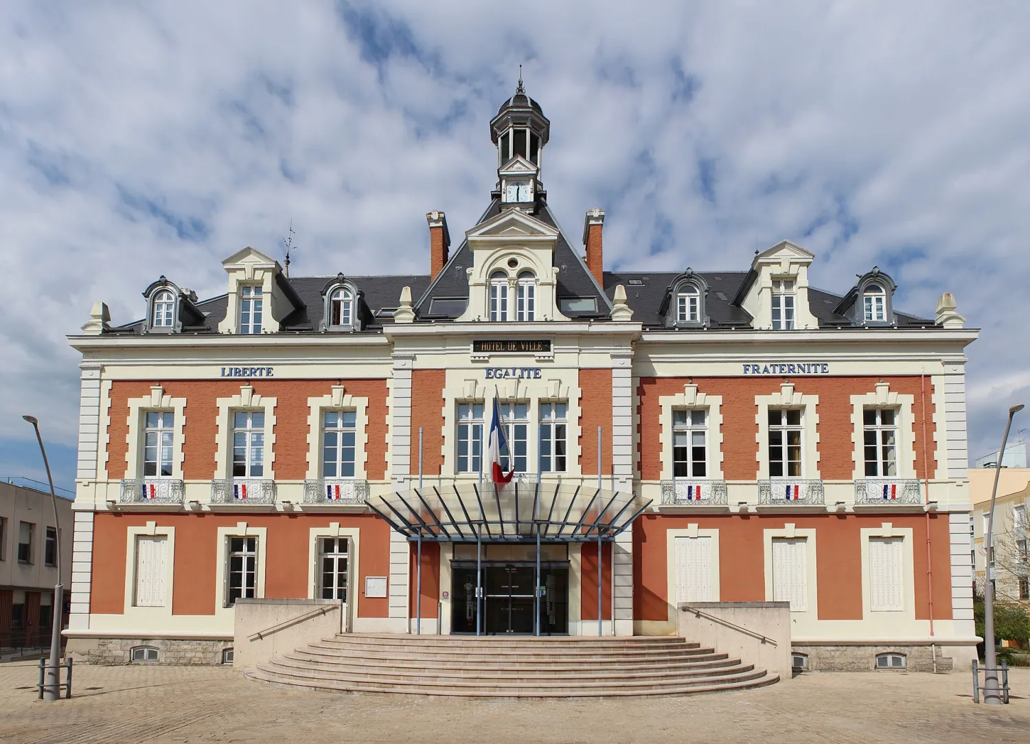 Vue de Montceau-les-Mines (Saône-et-Loire) — état des risques et pollutions (ERP)
