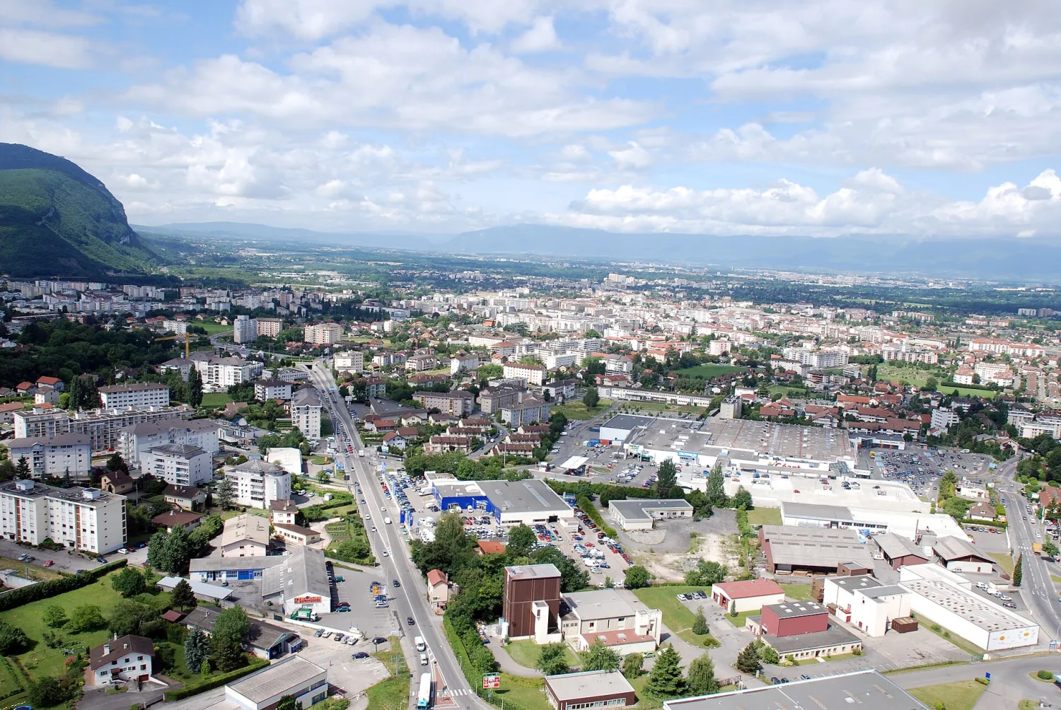 Vue de Annemasse (Haute-Savoie) — état des risques et pollutions (ERP)