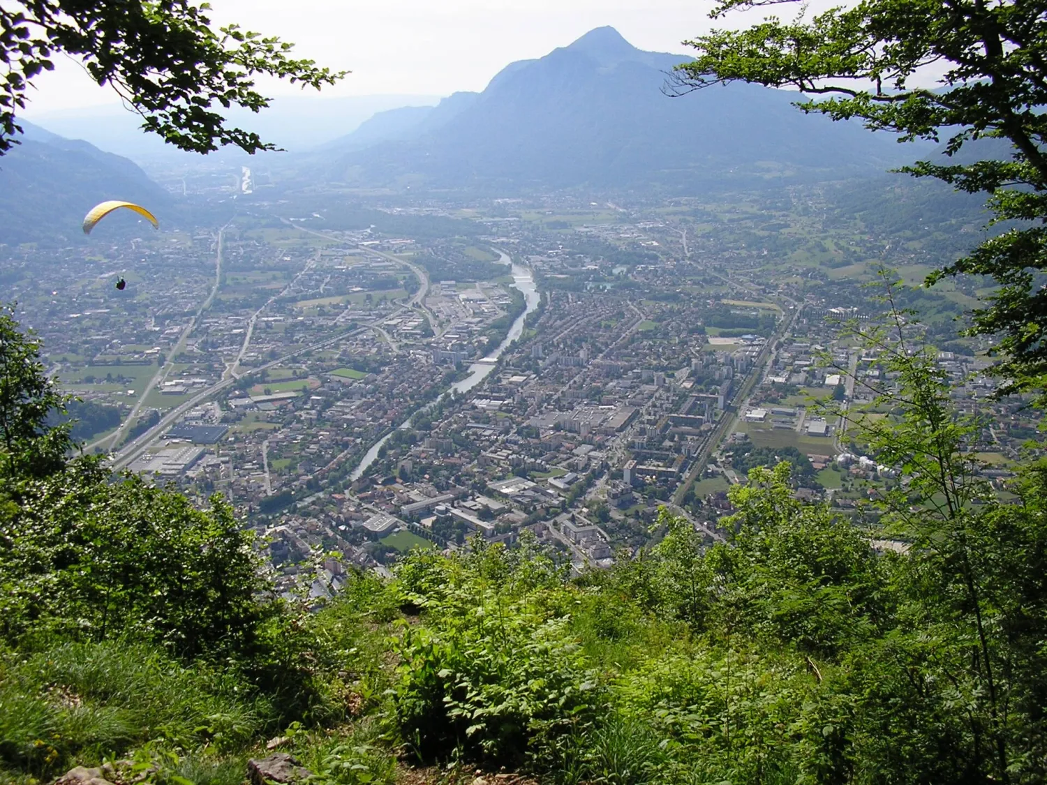 Vue de Cluses (Haute-Savoie) — état des risques et pollutions (ERP)