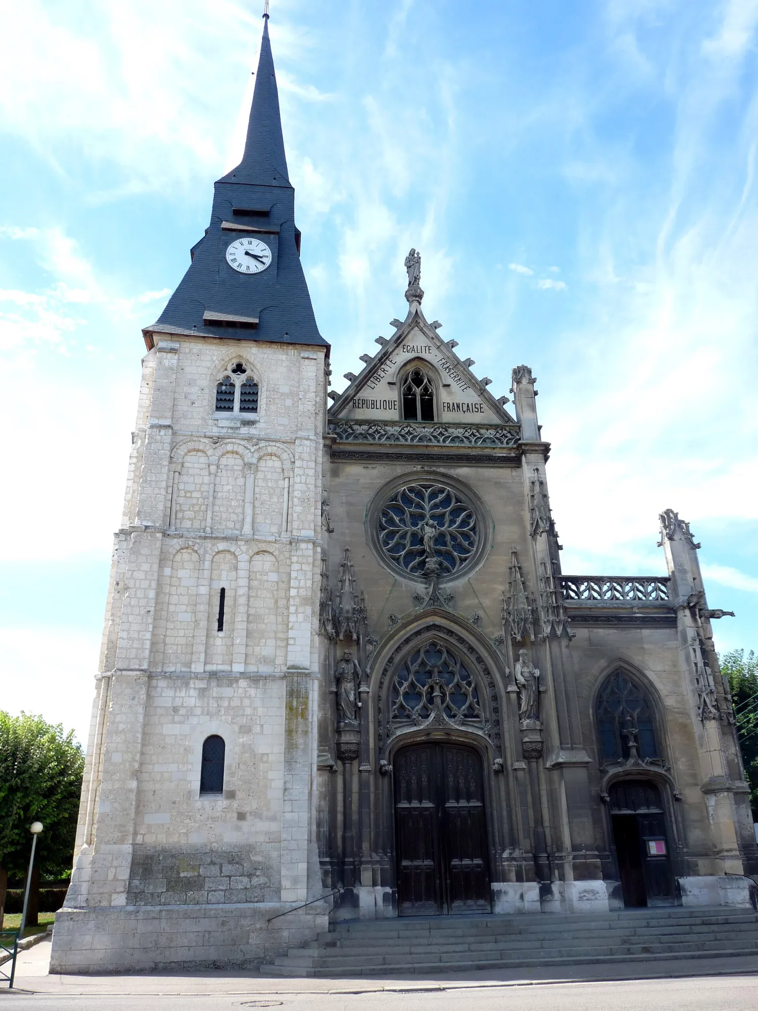 Vue de Caudebec-lès-Elbeuf (Seine-Maritime) — état des risques et pollutions (ERP)
