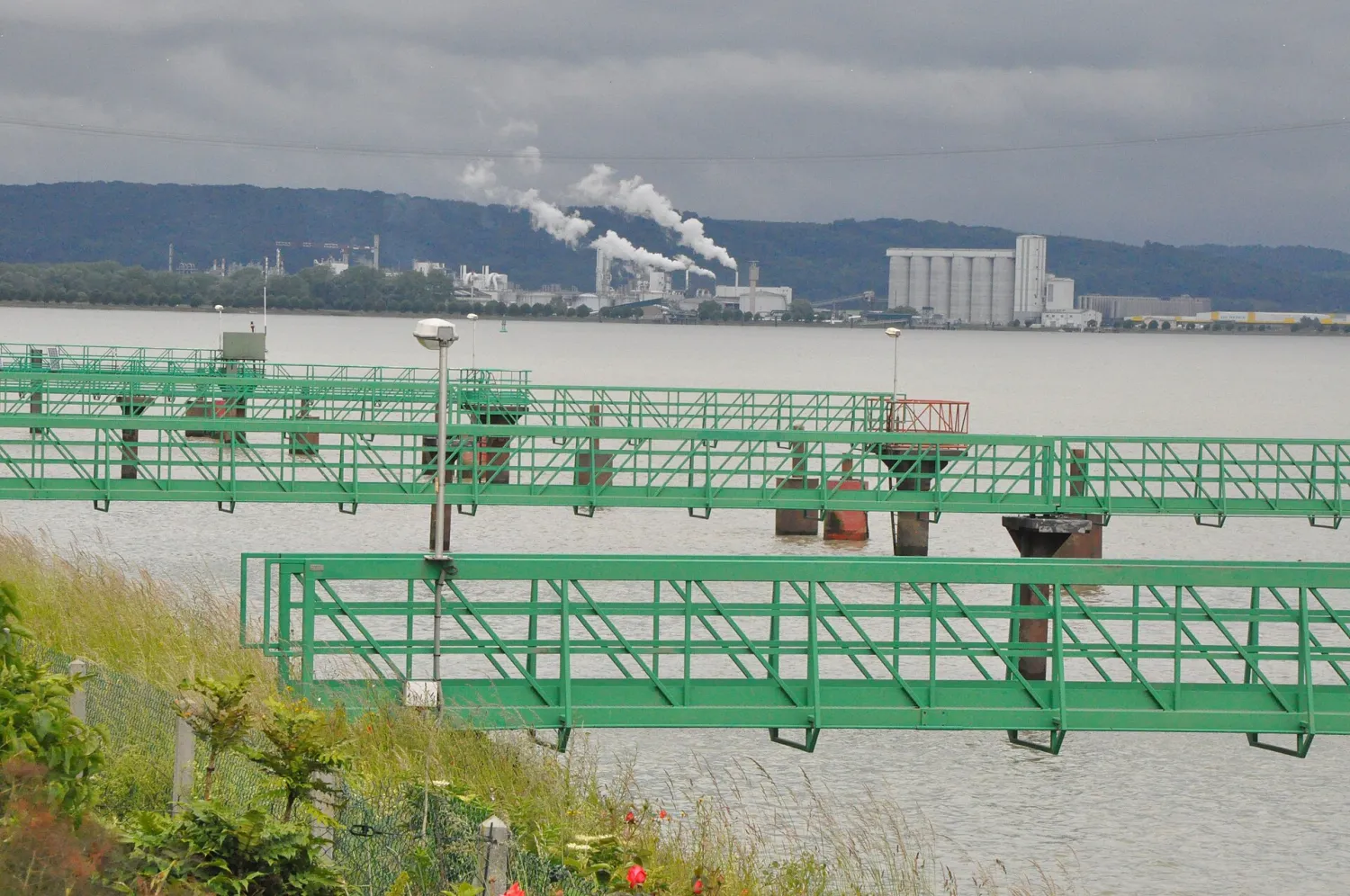 Vue de Port-Jérôme-sur-Seine (Seine-Maritime) — état des risques et pollutions (ERP)