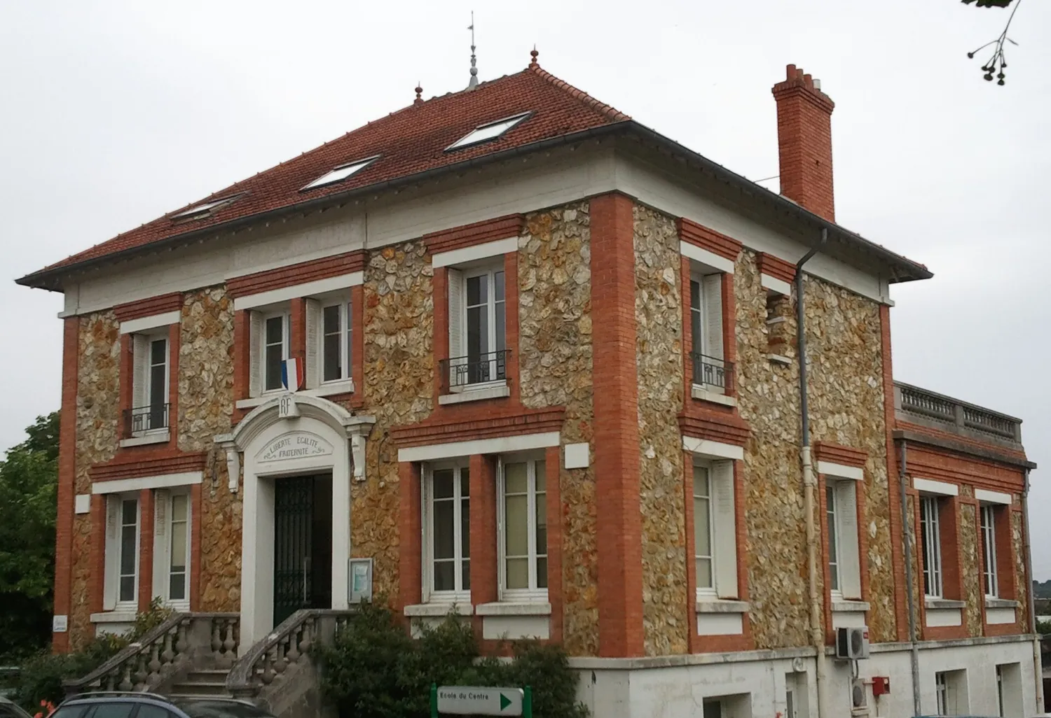 Vue de Carrières-sous-Poissy (Yvelines) — état des risques et pollutions (ERP)