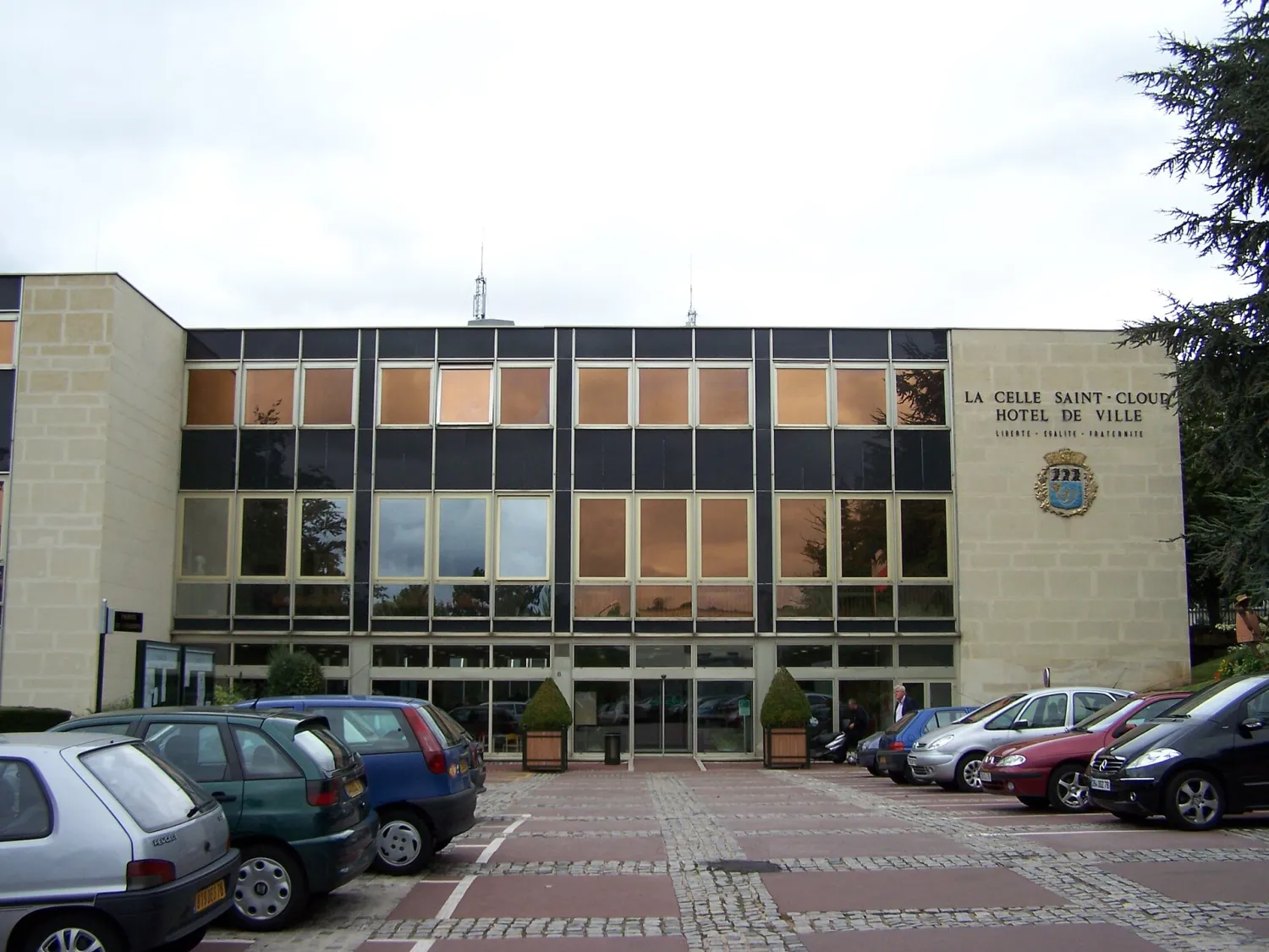 Vue de La Celle-Saint-Cloud (Yvelines) — état des risques et pollutions (ERP)