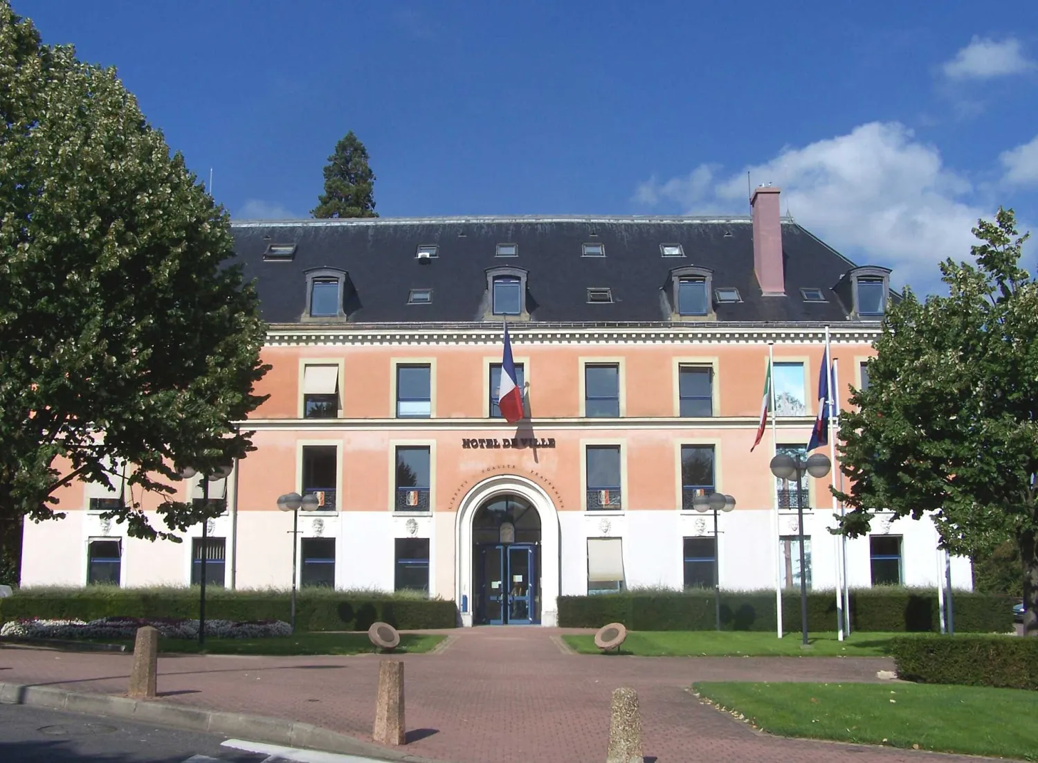 Vue de Marly-le-Roi (Yvelines) — état des risques et pollutions (ERP)