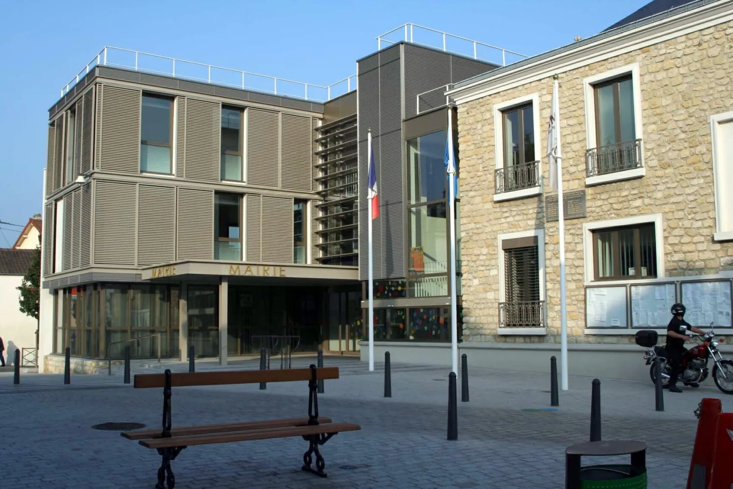 Vue de Les Mureaux (Yvelines) — état des risques et pollutions (ERP)