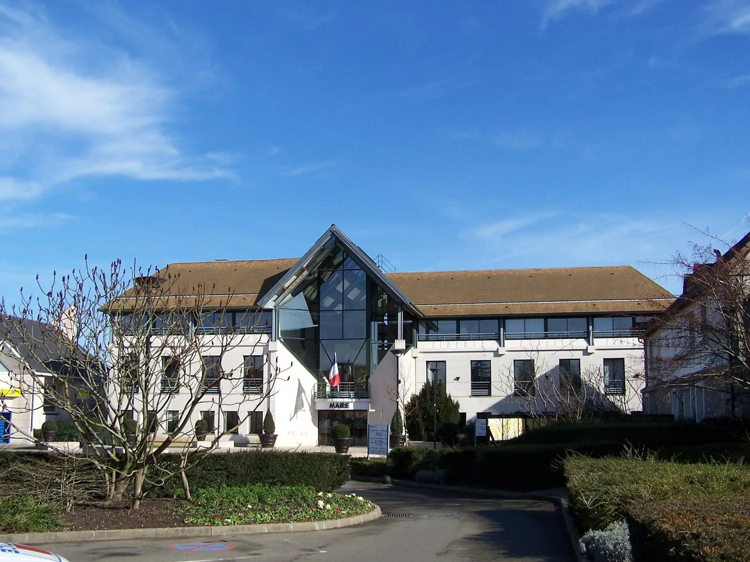 Vue de Voisins-le-Bretonneux (Yvelines) — état des risques et pollutions (ERP)
