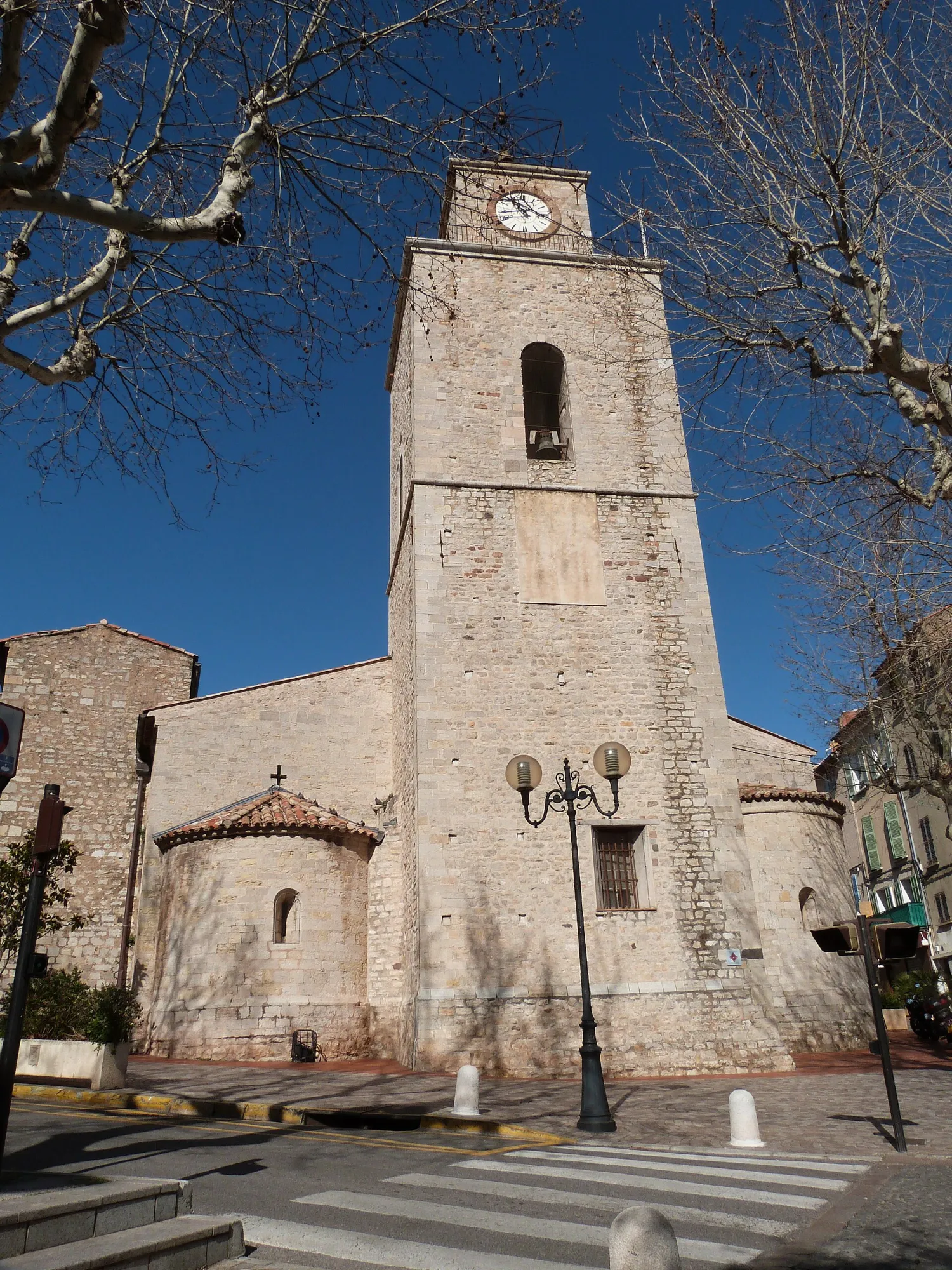 Vue de Ollioules (Var) — état des risques et pollutions (ERP)