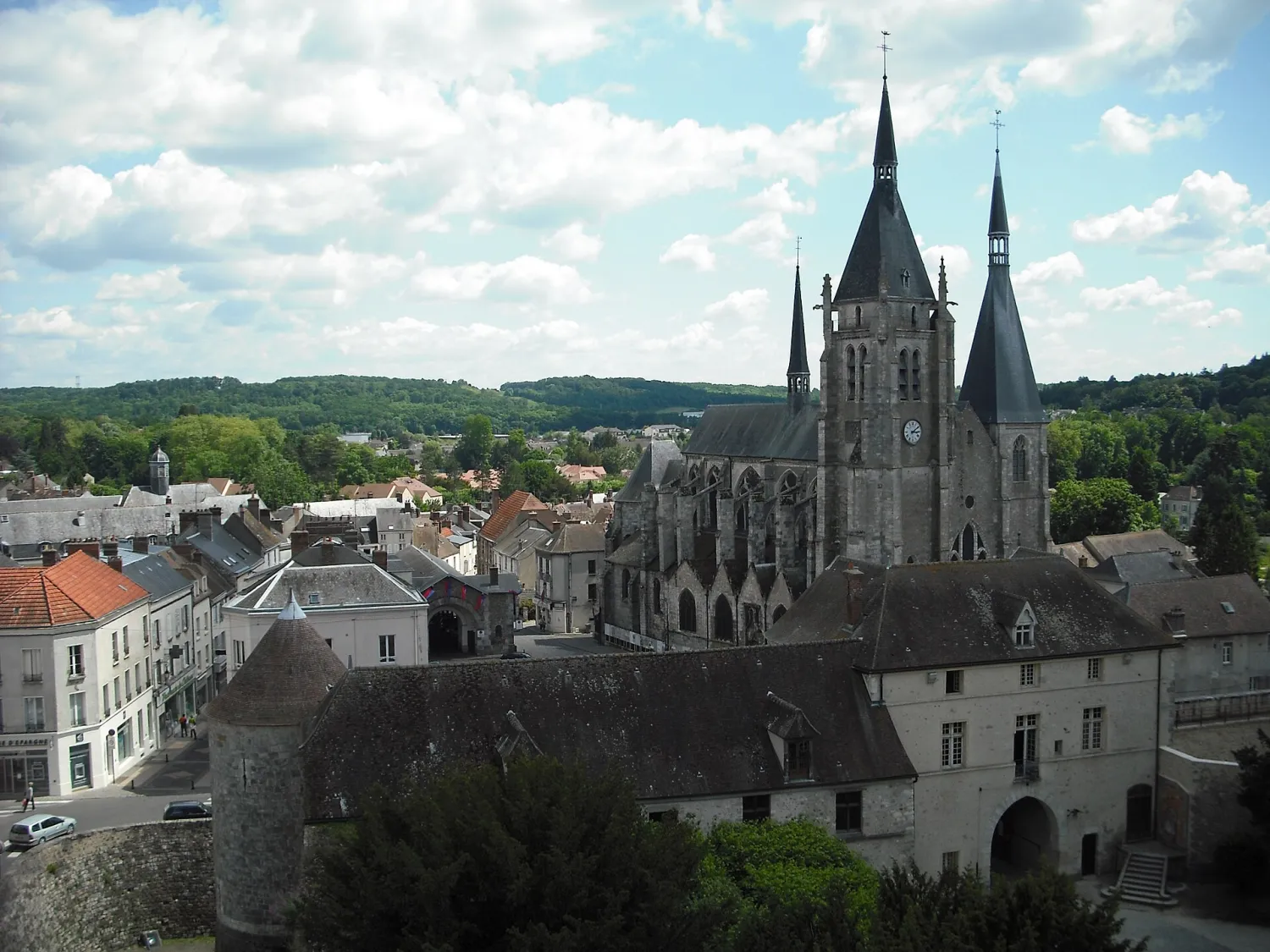 Vue de Dourdan (Essonne) — état des risques et pollutions (ERP)