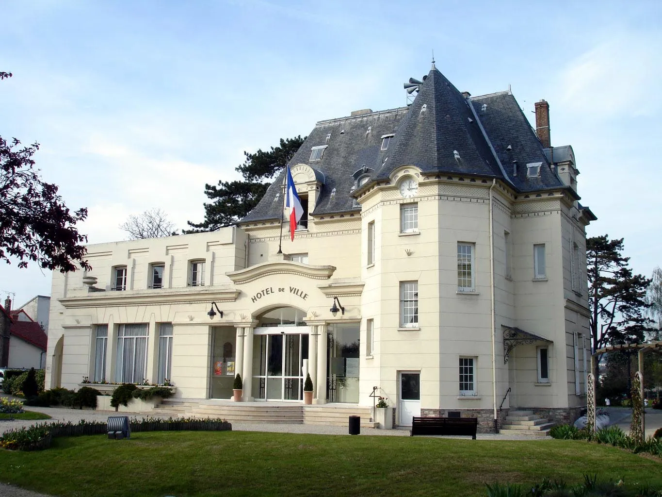 Vue de Ermont (Val-d'Oise) — état des risques et pollutions (ERP)