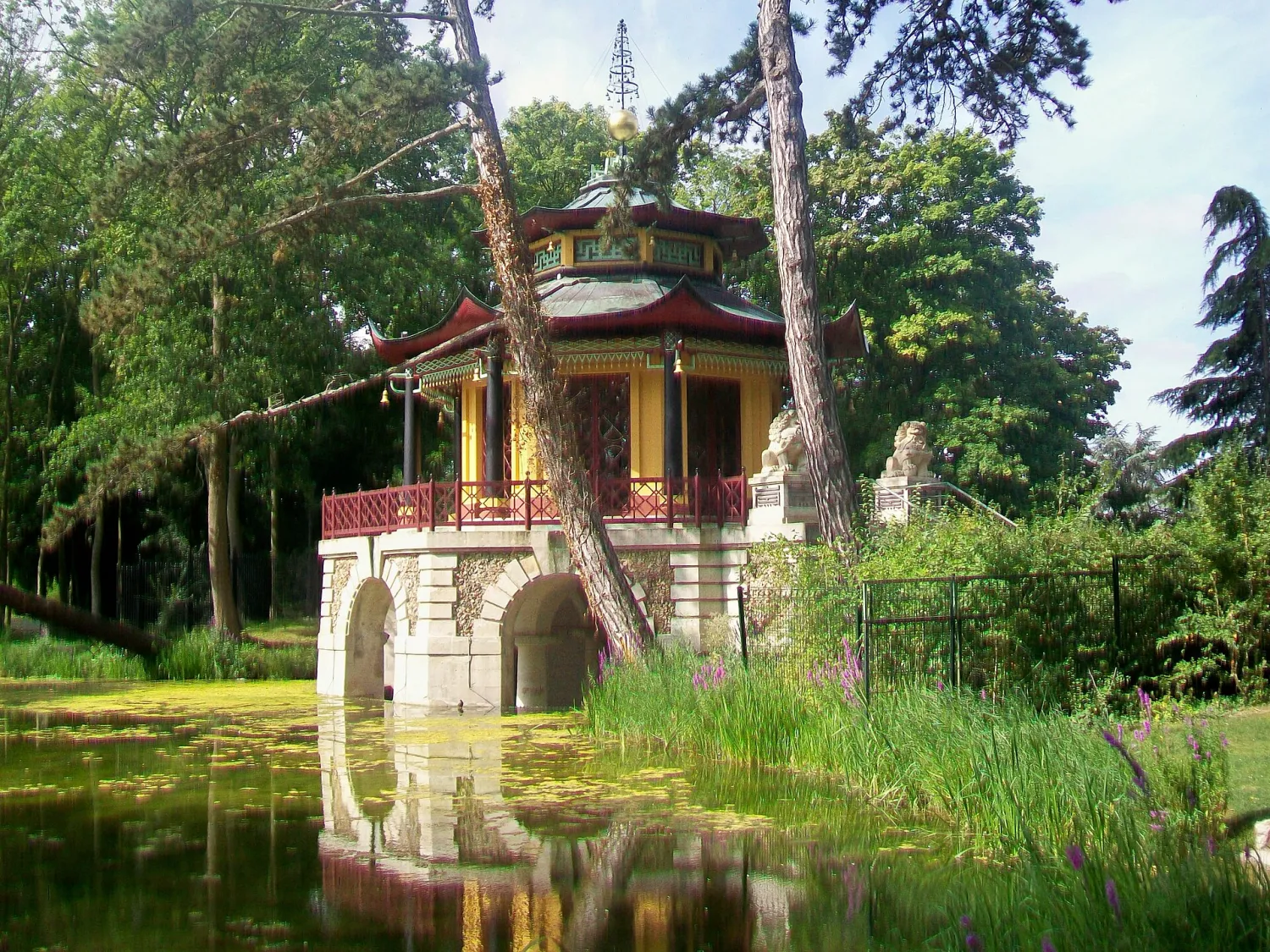 Vue de L'Isle-Adam (Val-d'Oise) — état des risques et pollutions (ERP)