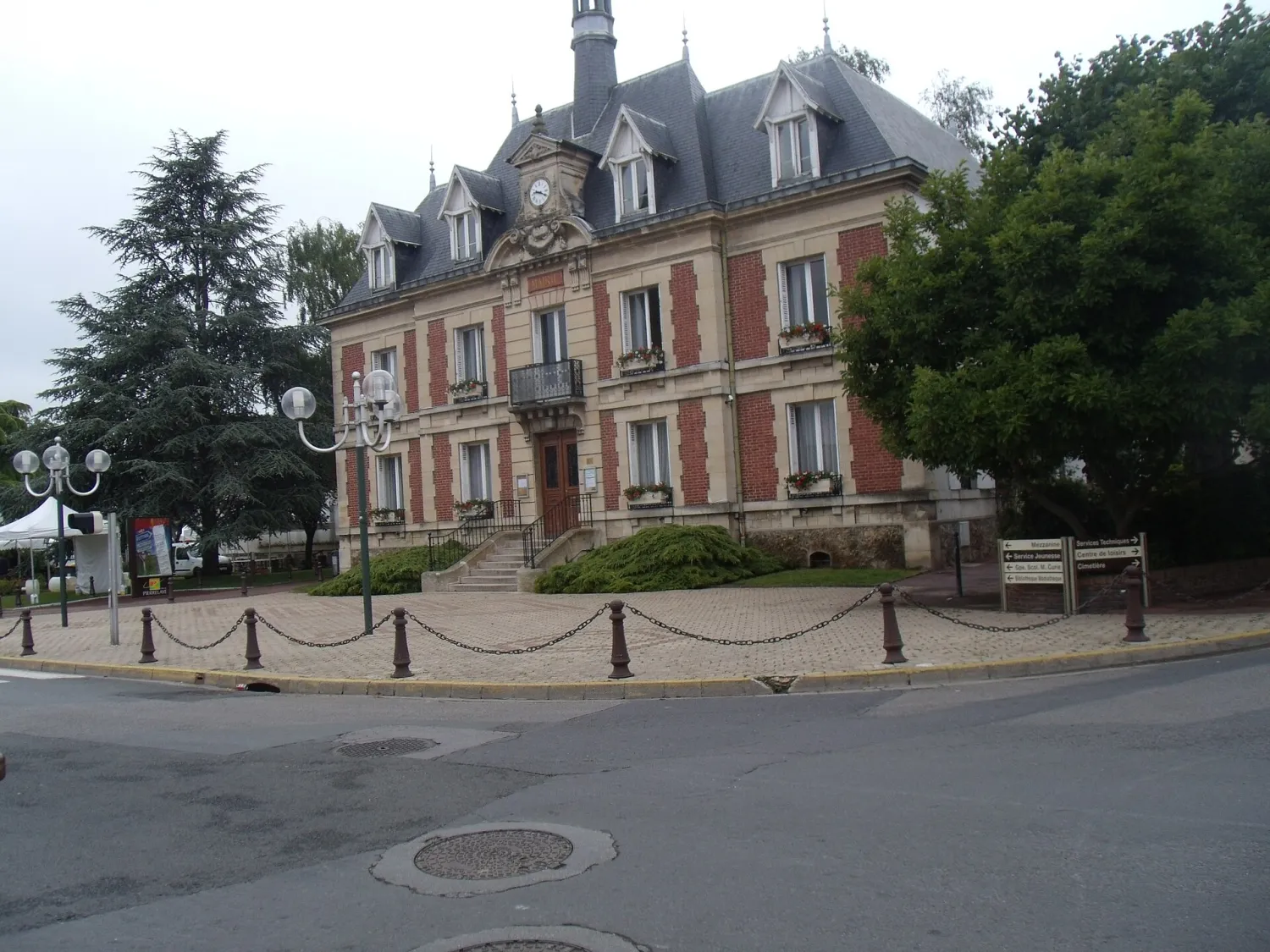 Vue de Pierrelaye (Val-d'Oise) — état des risques et pollutions (ERP)