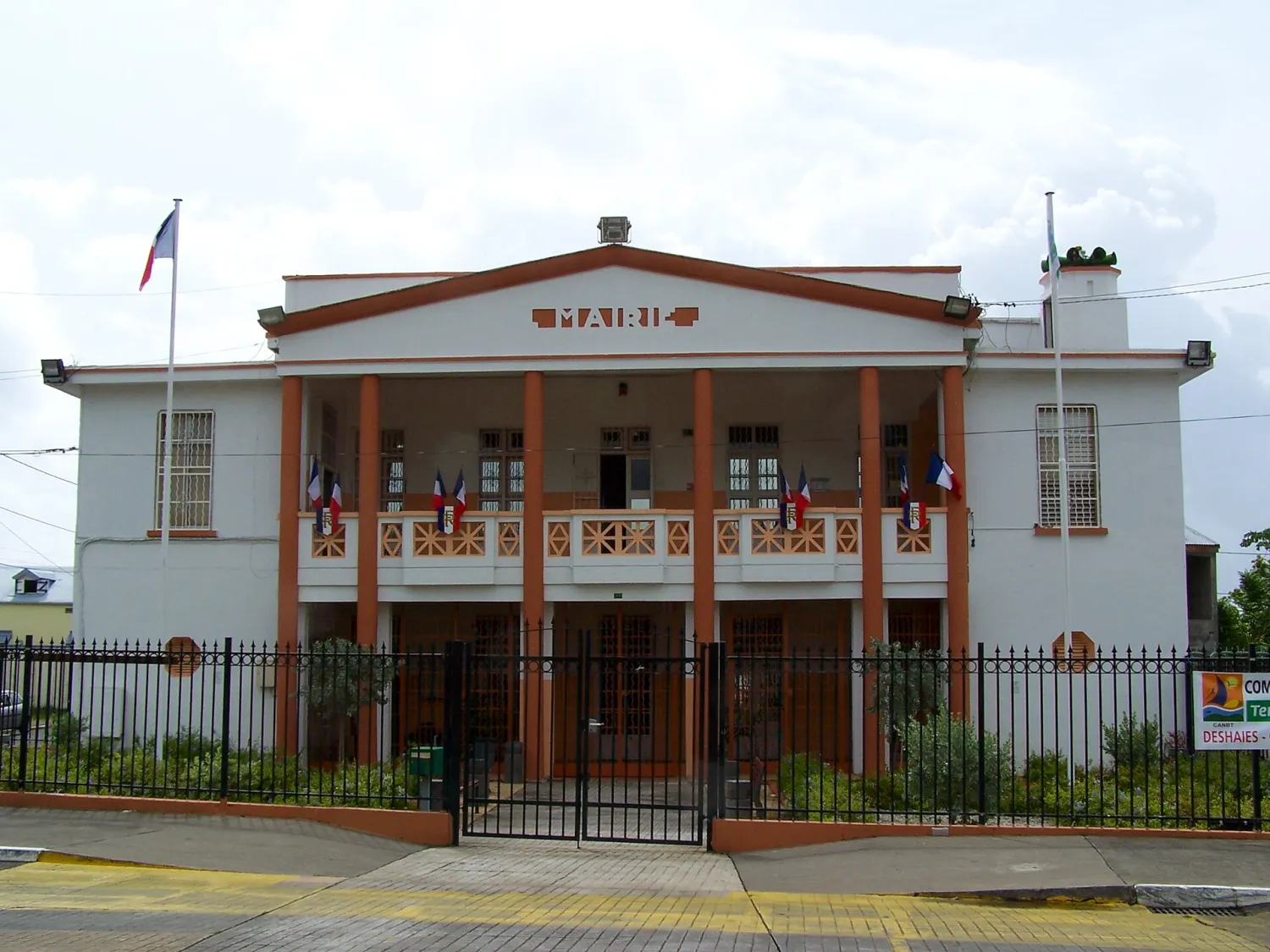 Vue de Petit-Bourg (Guadeloupe) — état des risques et pollutions (ERP)