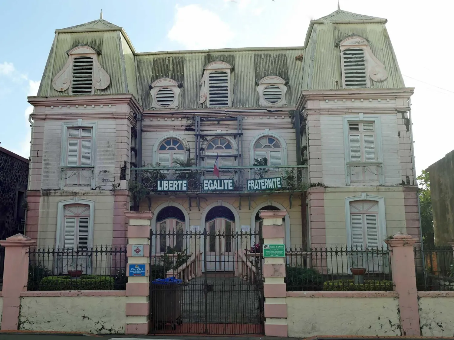 Vue de Saint-Esprit (Martinique) — état des risques et pollutions (ERP)